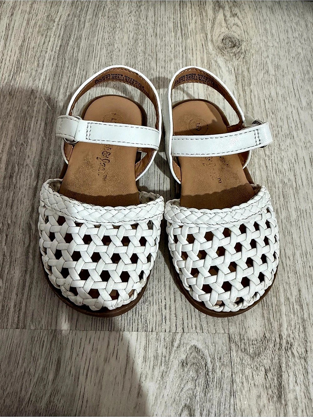 Cat & Jack baby Sandals White Size 5
